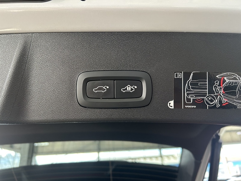 Used Volvo XC40 2020 for sale - 75897370: Photo 10