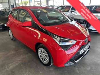 2021 - VVT-i x-play 5-Door