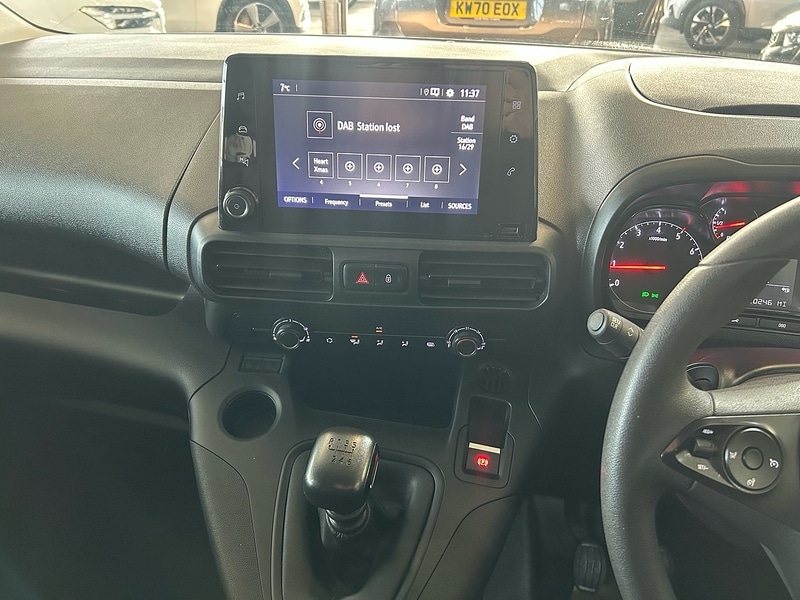 Used Vauxhall Combo 2022 for sale - 77218124: Photo 10