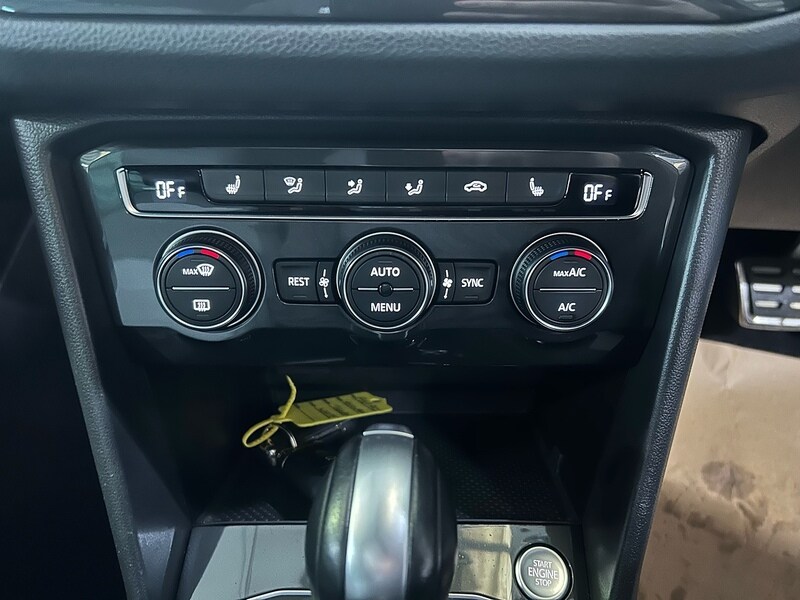 Used Volkswagen Tiguan 2019 for sale - 76547319: Photo 14