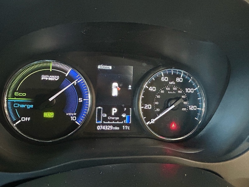 Used Mitsubishi Outlander 2019 for sale - 76643066: Photo 18