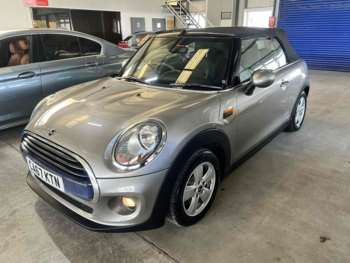Used MINI Convertible 2017 for sale - 74942808: Photo