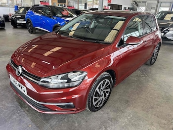 Used Volkswagen Golf 2019 for sale - 74942678: Photo