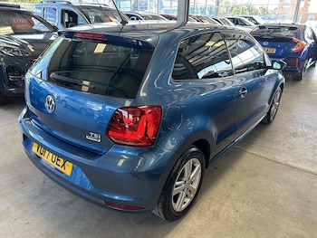 Used Volkswagen Polo 2017 for sale - 75182178: Photo