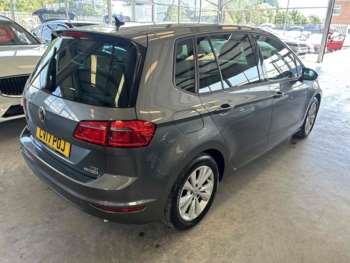 Used Volkswagen Golf SV 2017 for sale - 74950705: Photo