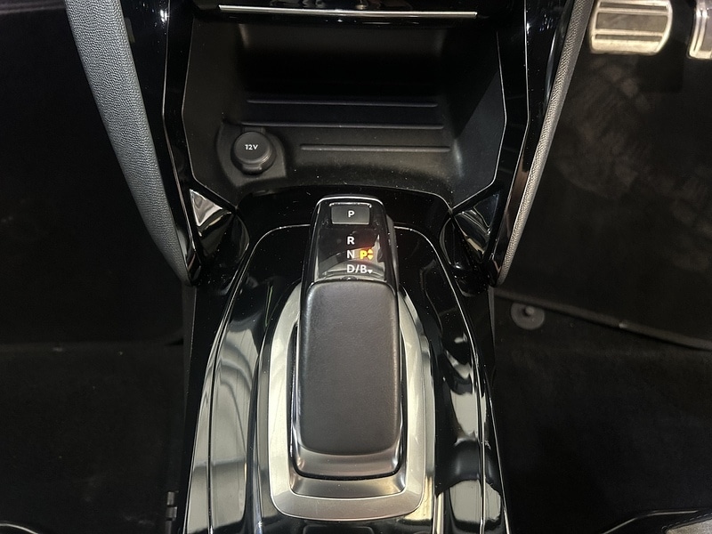 Used Peugeot 2008 2021 for sale - 76320227: Photo 12