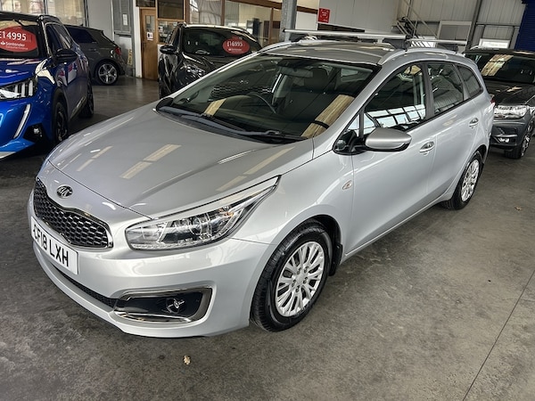 Used Kia Ceed 2024 for sale - 76224084: Photo 2
