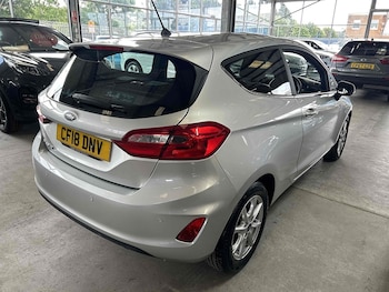 Used Ford Fiesta 2018 for sale - 75897457: Photo