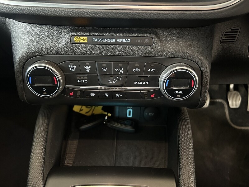 Used Ford Focus 2020 for sale - 76065082: Photo 15