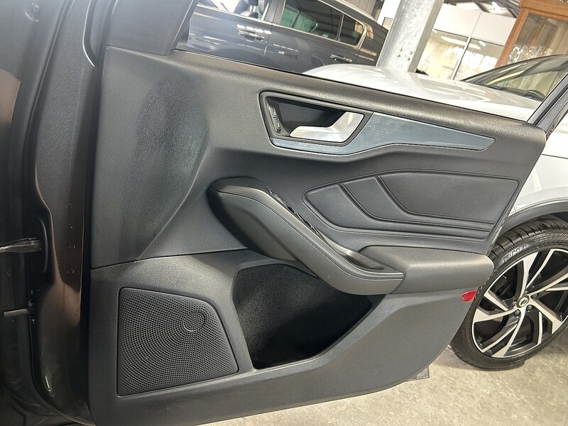 Used Ford Focus 2020 for sale - 76065082: Photo 23