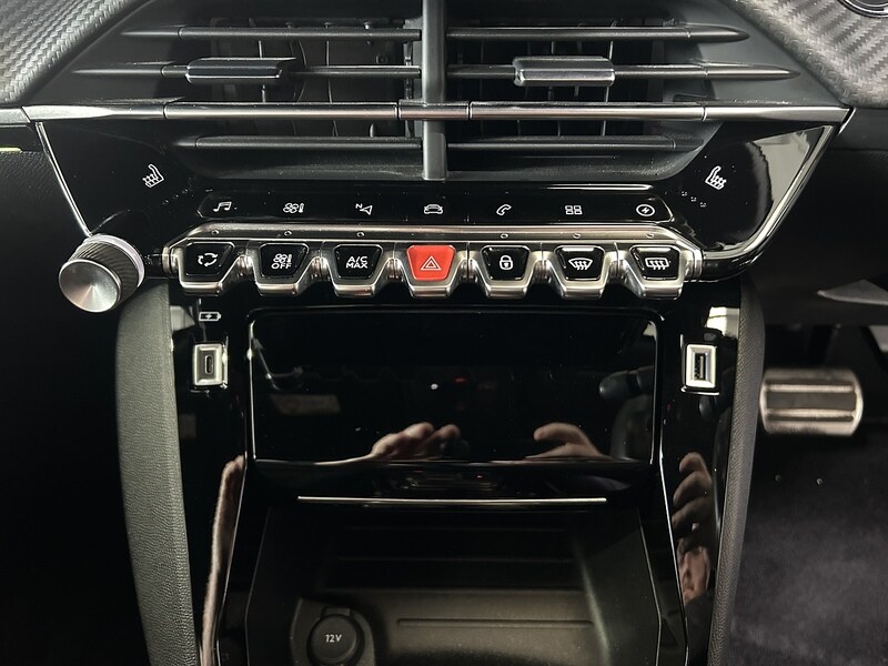 Used Peugeot 2008 2022 for sale - 76185819: Photo 13