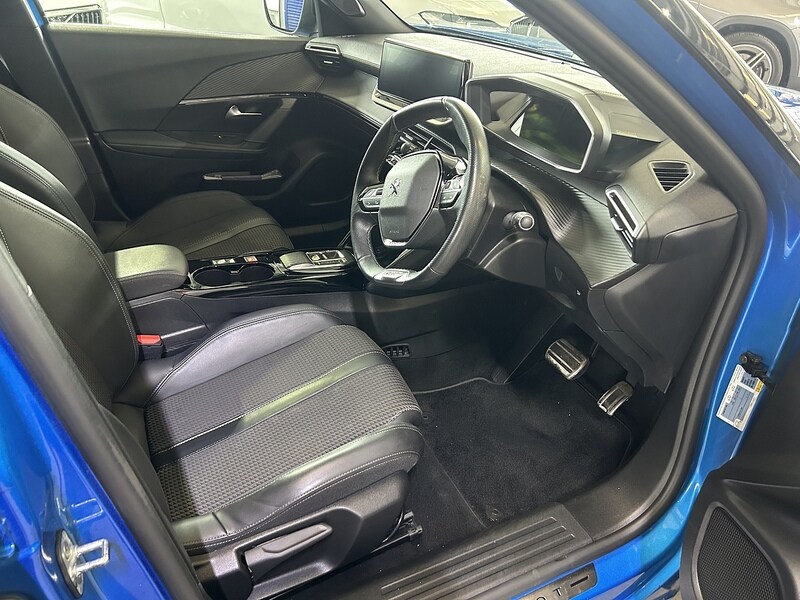 Used Peugeot 2008 2022 for sale - 76185819: Photo 7