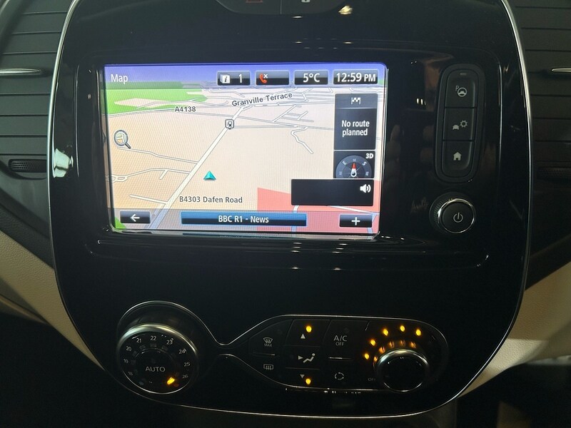 Used Renault Captur for sale - 77218128: Photo 17