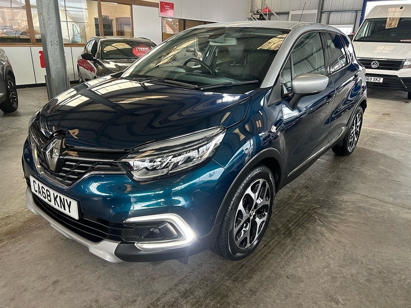 Used Renault Captur for sale - 77218128: Photo 2