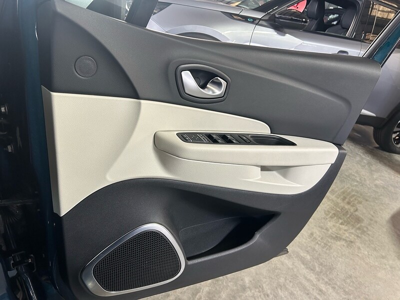 Used Renault Captur for sale - 77218128: Photo 20
