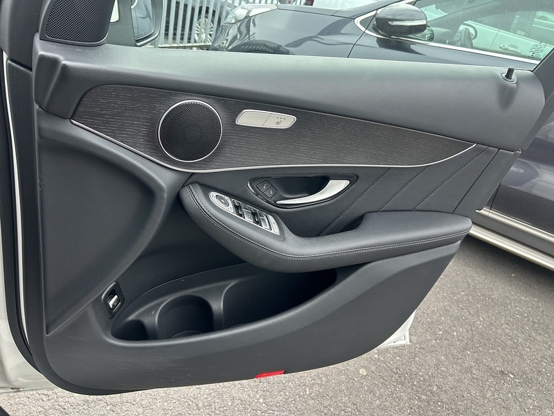 Used Mercedes-Benz GLC 2020 for sale - 76106316: Photo 22