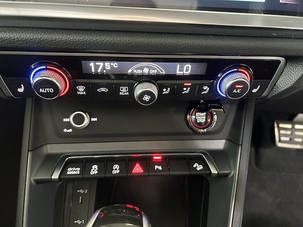 Used Audi RS Q3 2021 for sale - 76065083: Photo 16