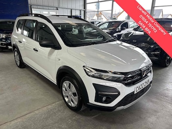 2022 - TCe Essential 5-Door