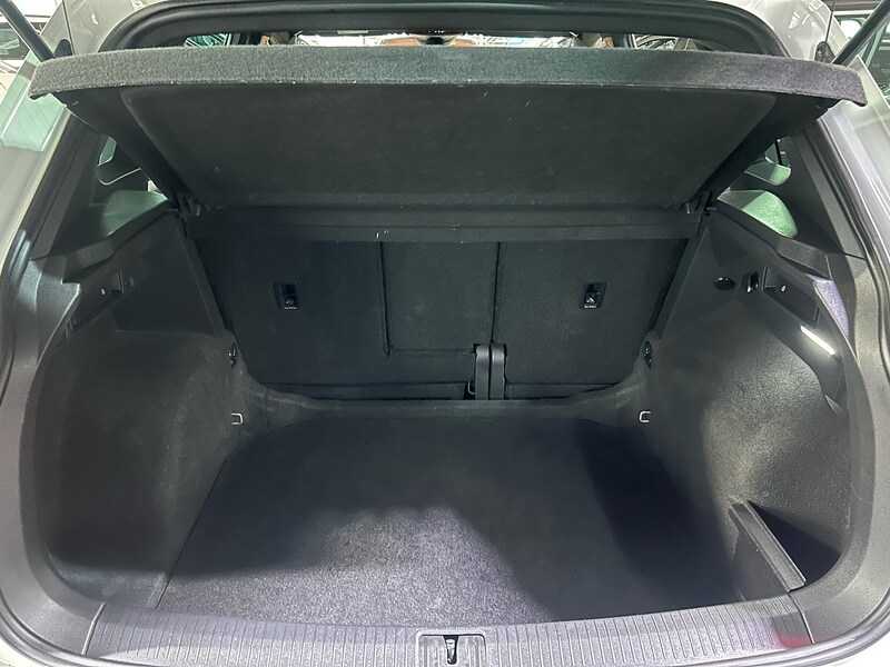 Used Volkswagen Tiguan for sale - 77218123: Photo 9