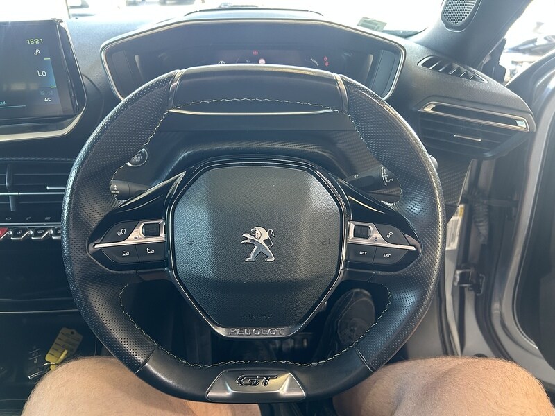 Used Peugeot 2008 2022 for sale - 76069272: Photo 11