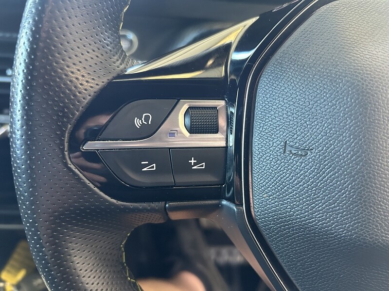 Used Peugeot 2008 2022 for sale - 76069272: Photo 18