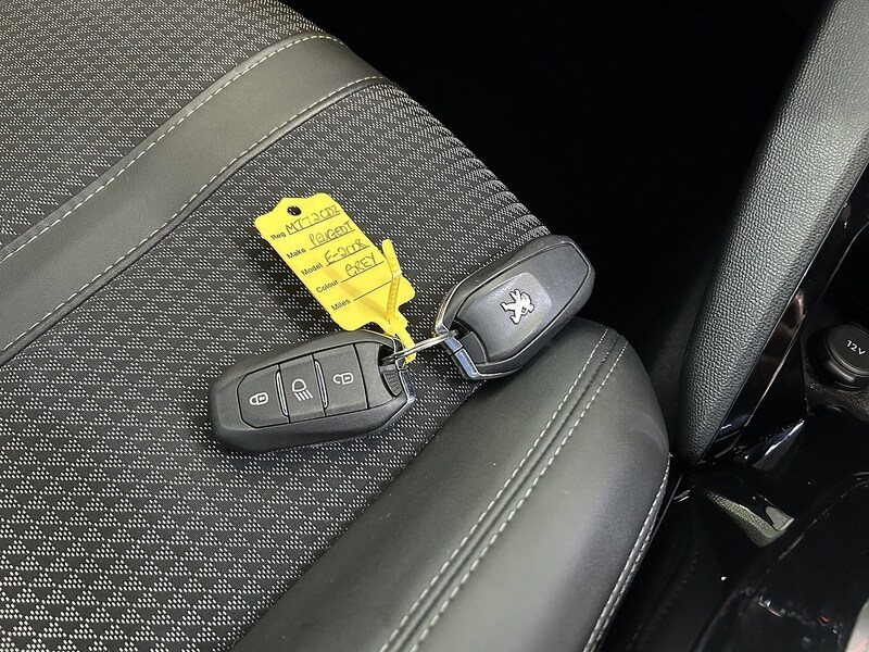 Used Peugeot 2008 2022 for sale - 76069272: Photo 22