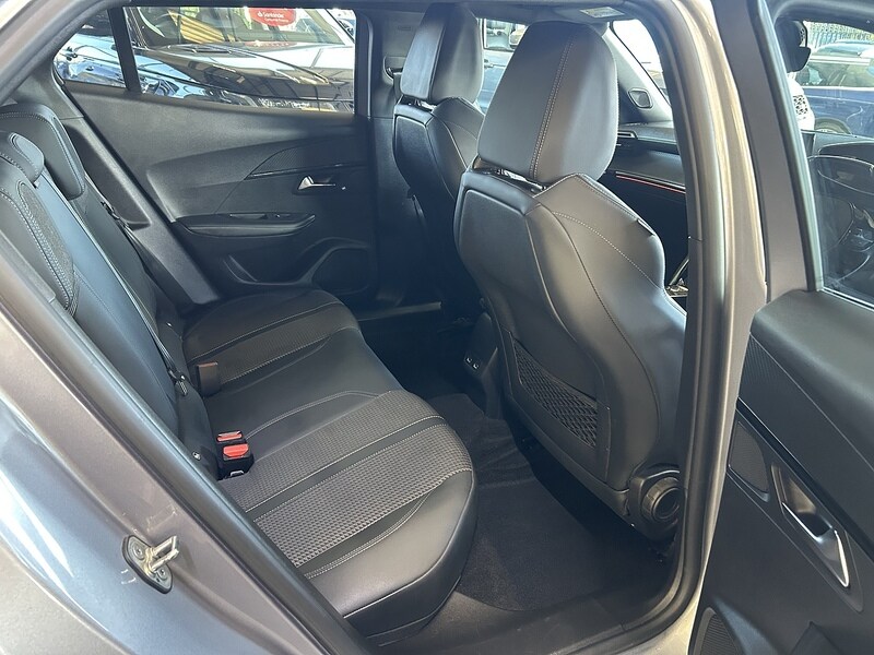 Used Peugeot 2008 2022 for sale - 76069272: Photo 8