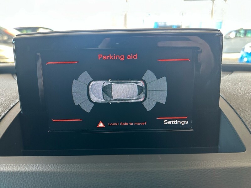 Used Audi Q3 2017 for sale - 77218137: Photo 15