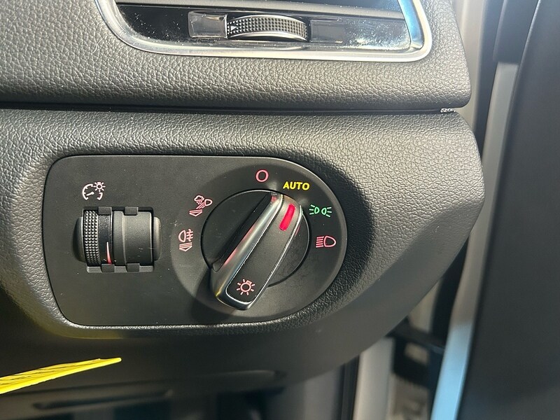 Used Audi Q3 2017 for sale - 77218137: Photo 21