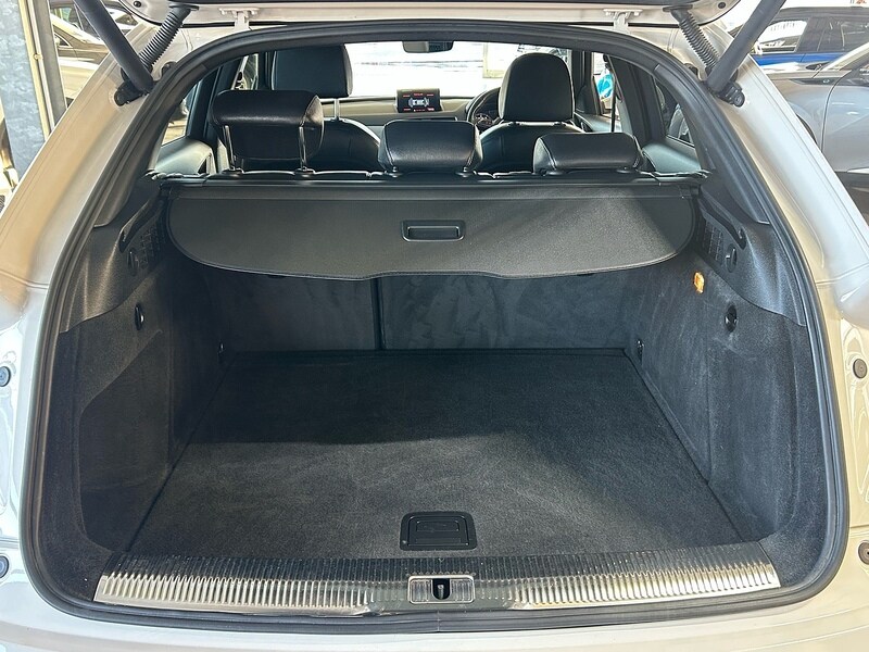 Used Audi Q3 2017 for sale - 77218137: Photo 9