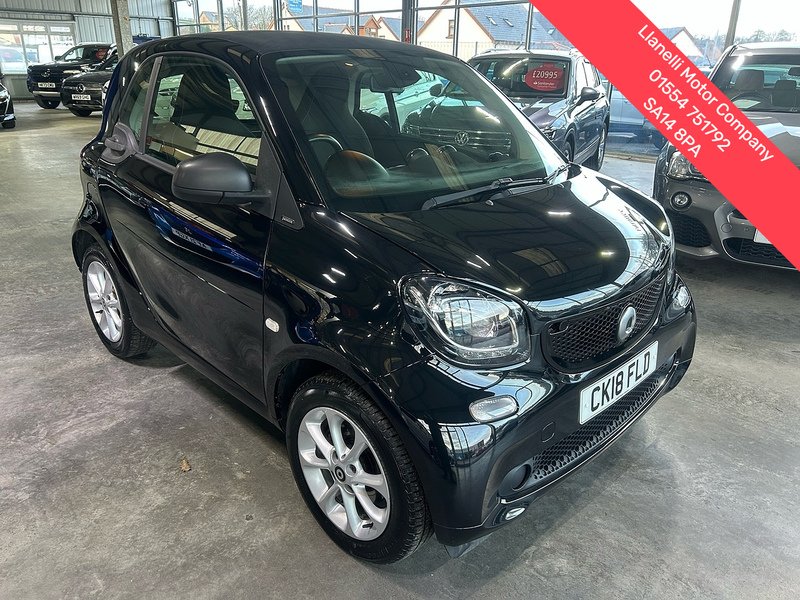 Used smart fortwo 2018 for sale - 76655512: Photo 1