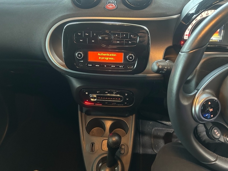 Used smart fortwo 2018 for sale - 76655512: Photo 9
