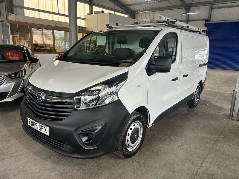 Used Vauxhall Vivaro 2018 for sale - 76547315: Photo 2