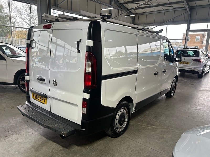 Used Vauxhall Vivaro 2018 for sale - 76547315: Photo 4