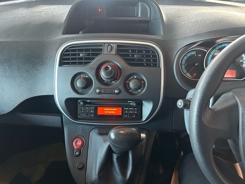 Used Renault Kangoo 2019 for sale - 76547320: Photo 11