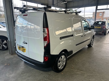 Used Renault Kangoo 2019 for sale - 76547320: Photo