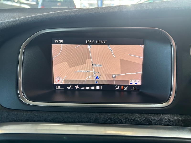 Used Volvo V40 2017 for sale - 77218135: Photo 13