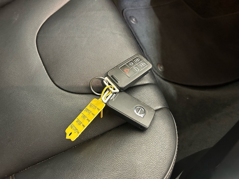 Used Volvo V40 2017 for sale - 77218135: Photo 17