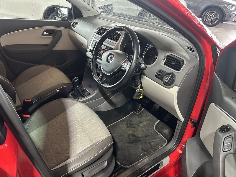 Used Volkswagen Polo 2017 for sale - 76430492: Photo 7