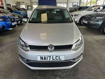 Used Volkswagen Polo 2017 for sale - 74942733: Photo