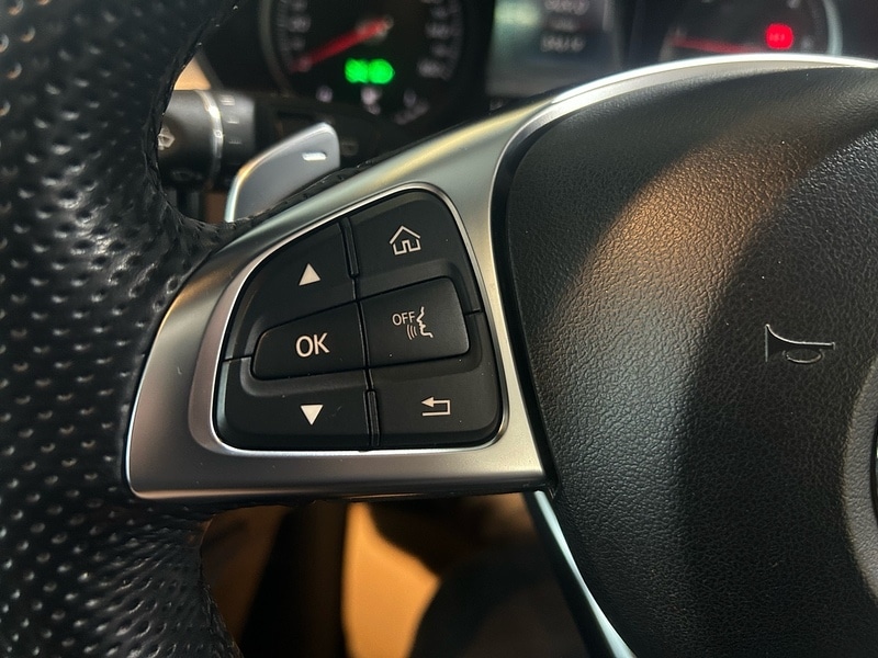 Used Mercedes-Benz GLC for sale - 76725205: Photo 17