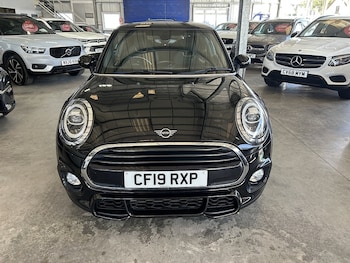 Used MINI Hatch 2019 for sale - 76065086: Photo