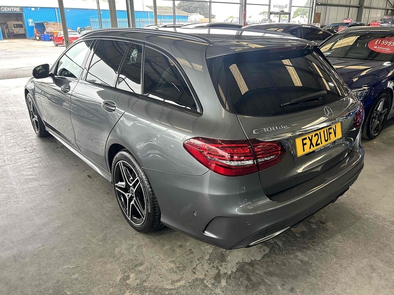 Used Mercedes-Benz C Class 2021 for sale - 77218120: Photo 5