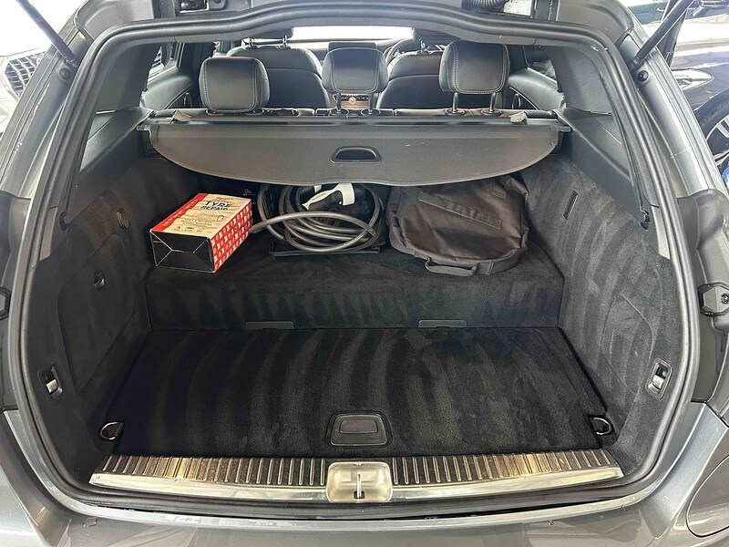 Used Mercedes-Benz C Class 2021 for sale - 77218120: Photo 9