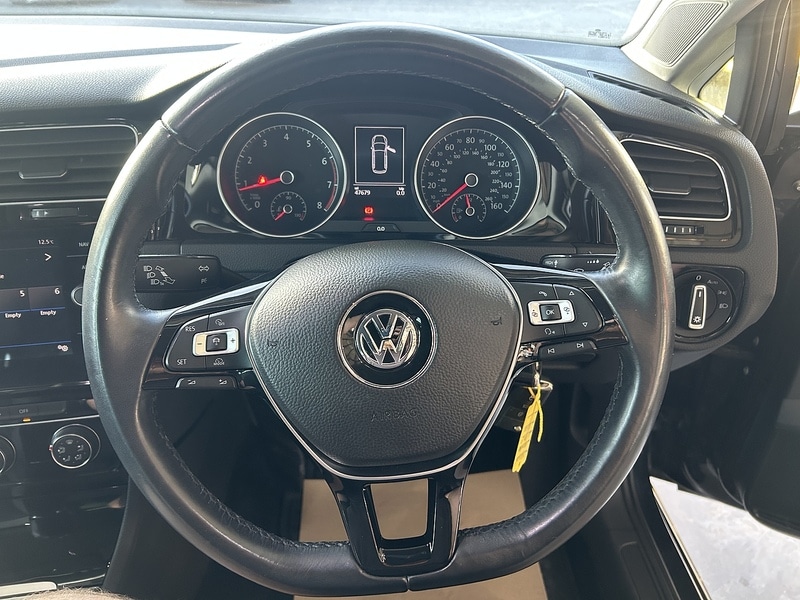 Used Volkswagen Golf 2018 for sale - 76106374: Photo 11