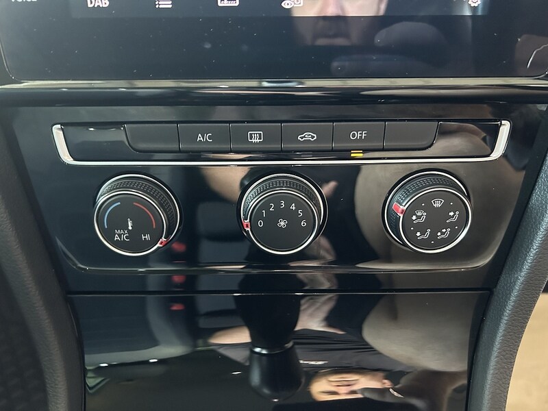 Used Volkswagen Golf 2018 for sale - 76106374: Photo 13