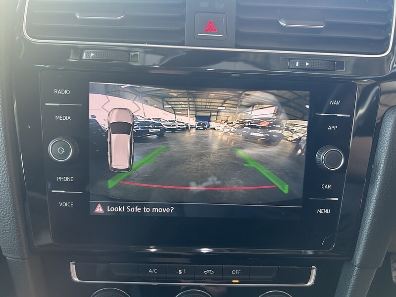 Used Volkswagen Golf 2018 for sale - 76106374: Photo 16