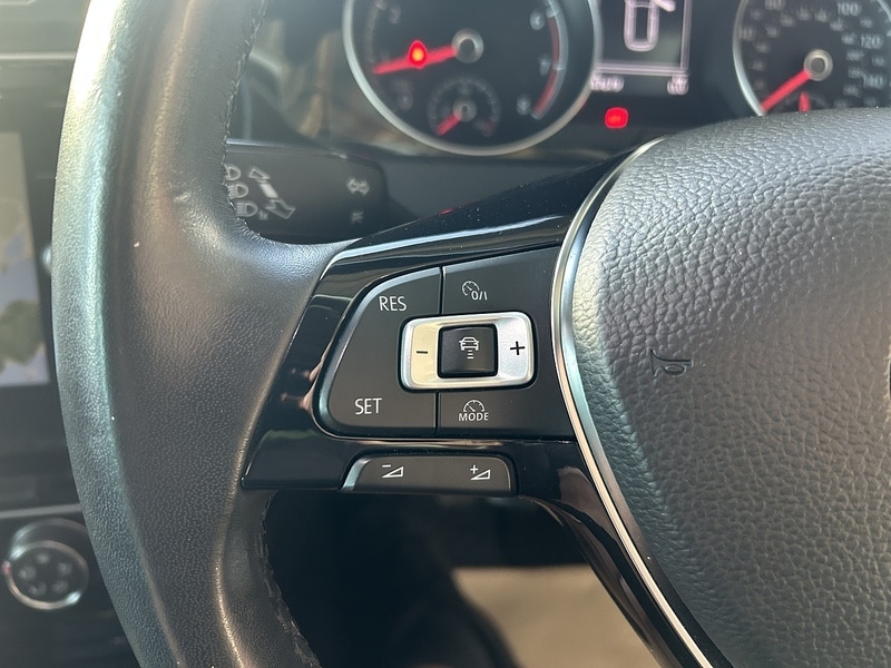Used Volkswagen Golf 2018 for sale - 76106374: Photo 17