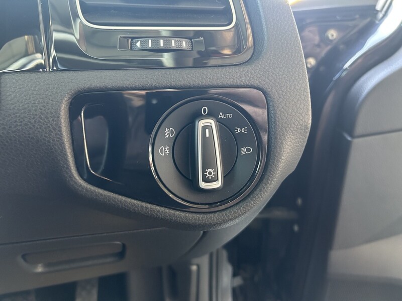 Used Volkswagen Golf 2018 for sale - 76106374: Photo 19