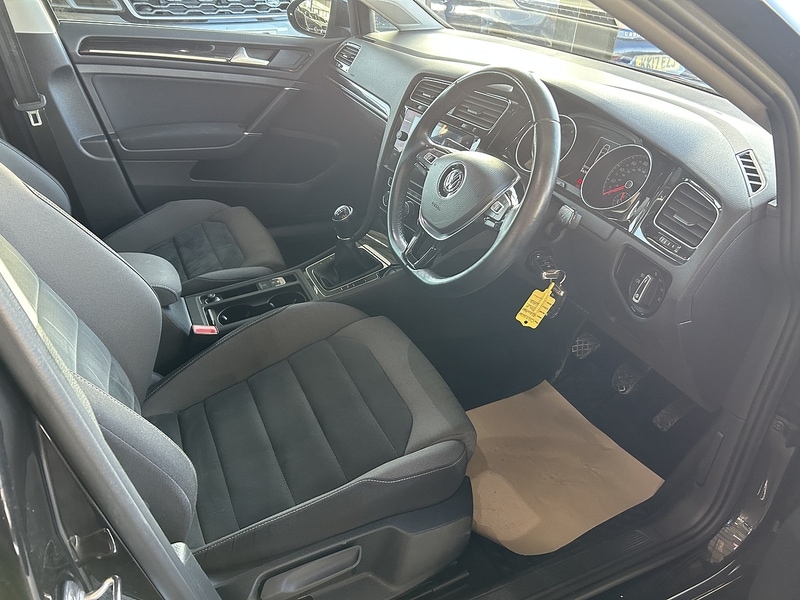 Used Volkswagen Golf 2018 for sale - 76106374: Photo 7